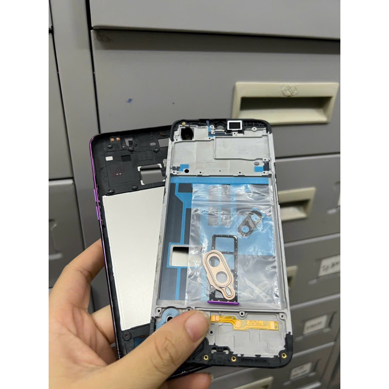 Vỏ oppo F9 zin