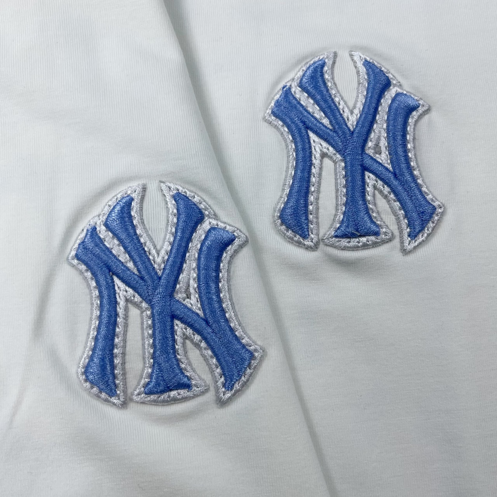 (HÀNG XUẤT XỊN) Áo thun T-Shirt M/L/B nhà em về sẵn   Với chất liệu cotton 4c có giãn tốt   Size SML   Logo nét