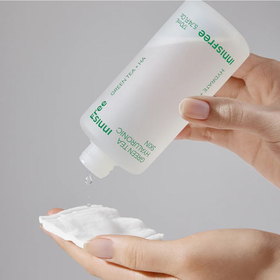 Nước hoa hồng trà xanh Innisfree Green Tea HYALURONIC Skin 170ml