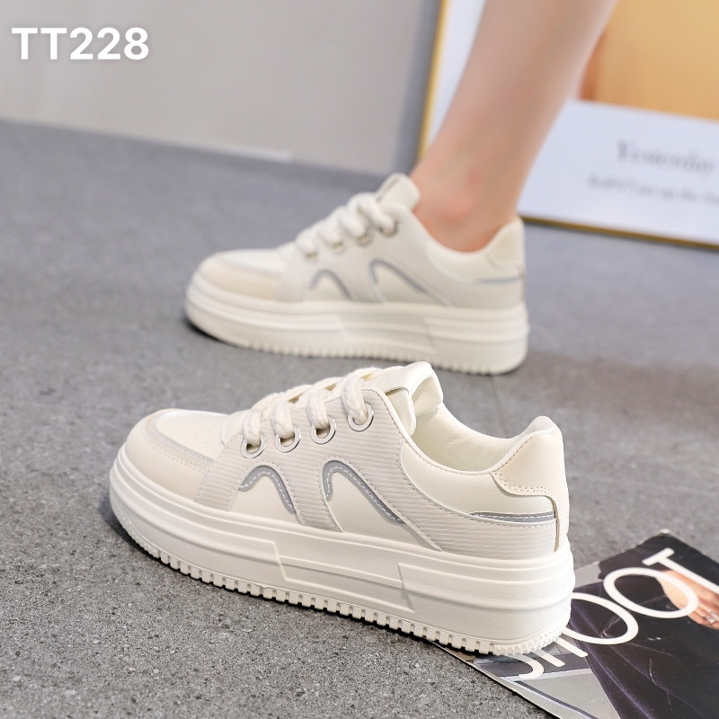 Giày Thể Thao Nữ Độn Đế 3cm - TT228
