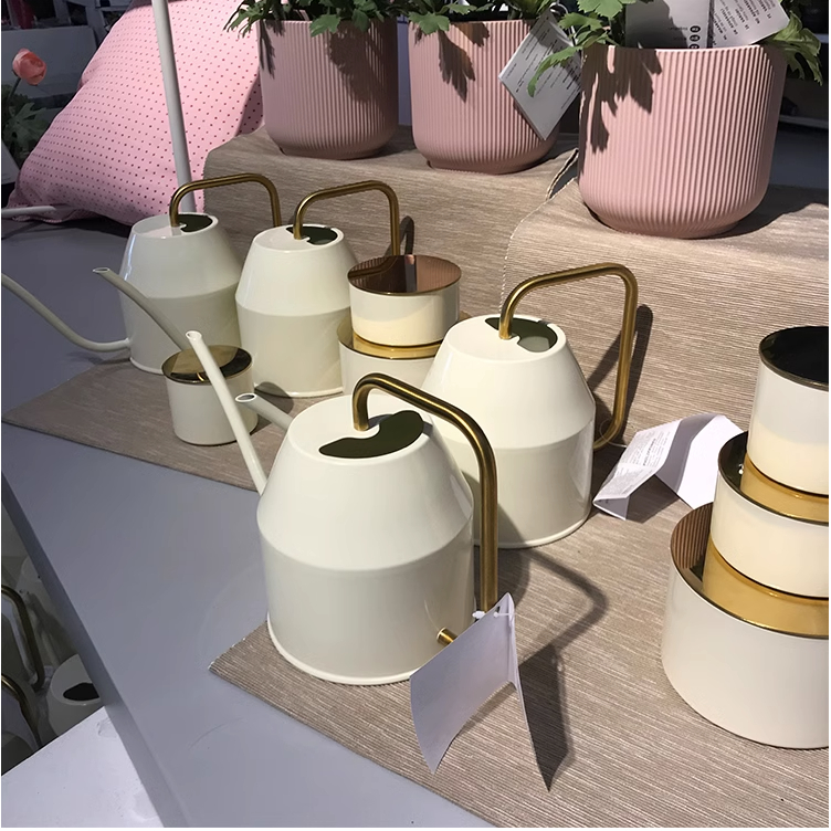 Bình tưới cây trang trí chất liệu thép, Bình tưới cây vòi dài dung tích 0.9L