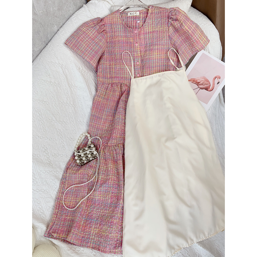 Đầm kẻ caro tay cánh tiên + áo lót trong