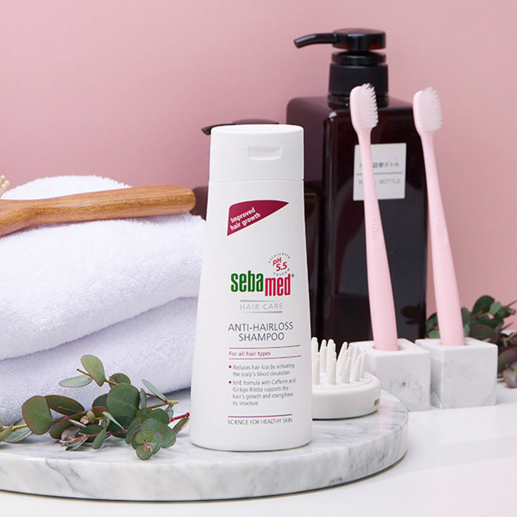 Dầu gội ngăn ngừa rụng tóc Sebamed Hair Care Anti-Hairloss Shampoo pH5.5
