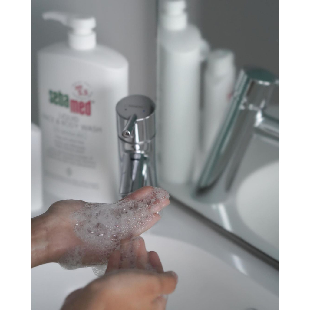 Sữa Rửa Mặt Và Tắm Toàn Thân Sebamed Face & Body Wash pH5.5