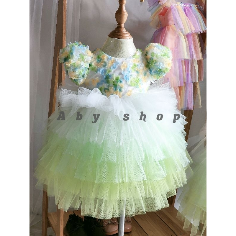 Váy công chúa cầu vồng xinh lung linh cho bé