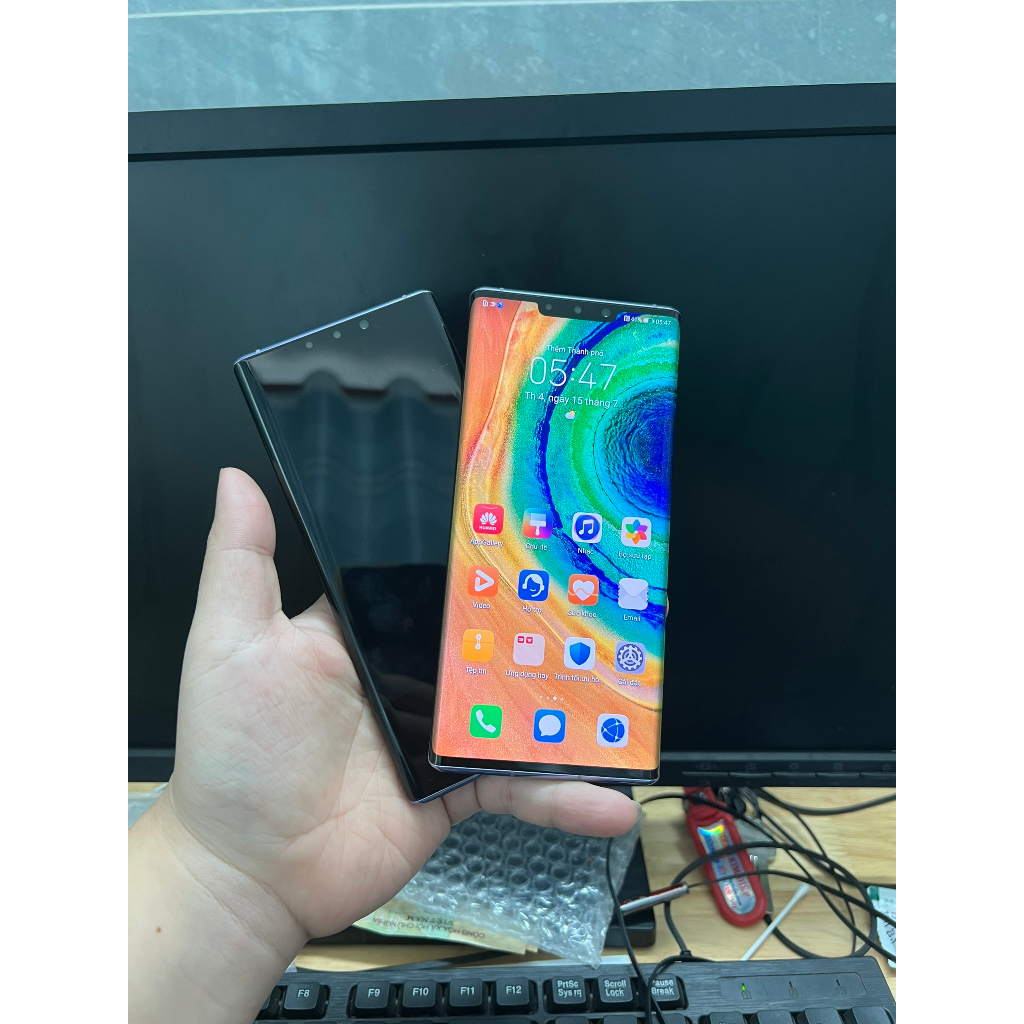 Điện Thoại huawei mate 30 pro bản quốc tế 2 sim ram 8/256g