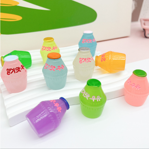 Mô hình chai sữa chuối dạ quang phát sáng trang trí nhà búp bê, DIY