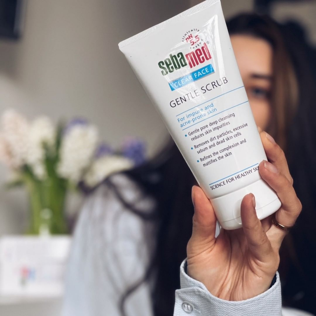Tẩy tế bào chết Sebamed Clear Face Gentle Scrub pH5.5
