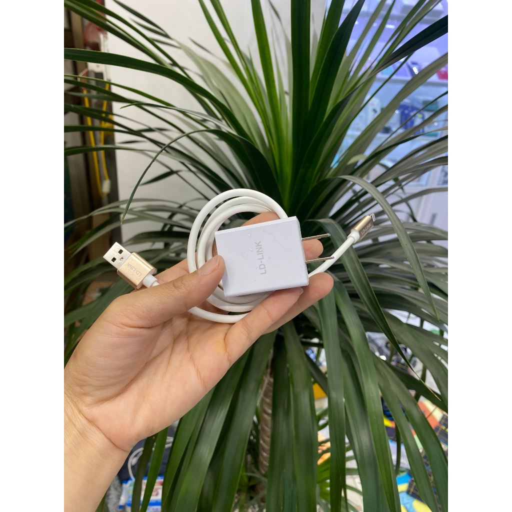bộ sạc 2.1A LD-LINK phù hợp cho tất cả các dòng máy