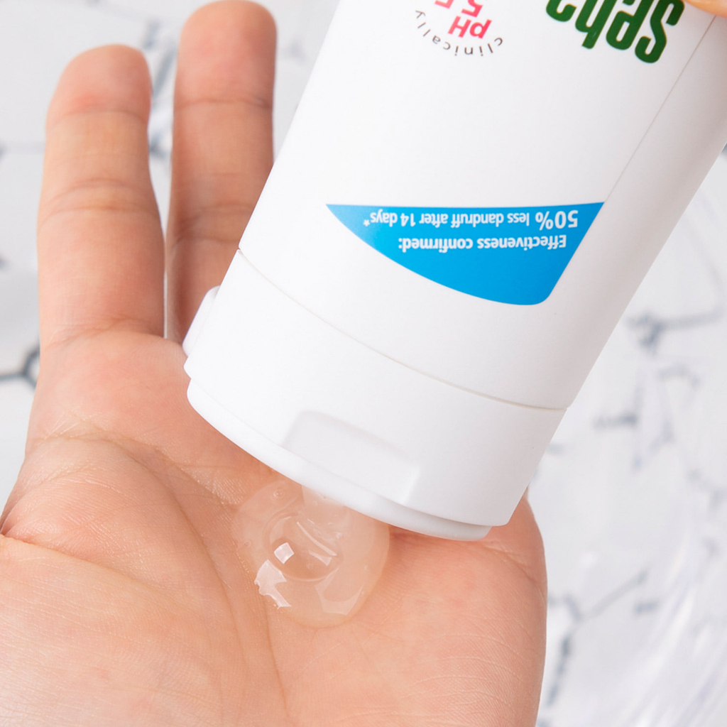 Dầu gội giúp giảm gàu Sebamed Hair Care Anti-Dandruff Shampoo pH5.5