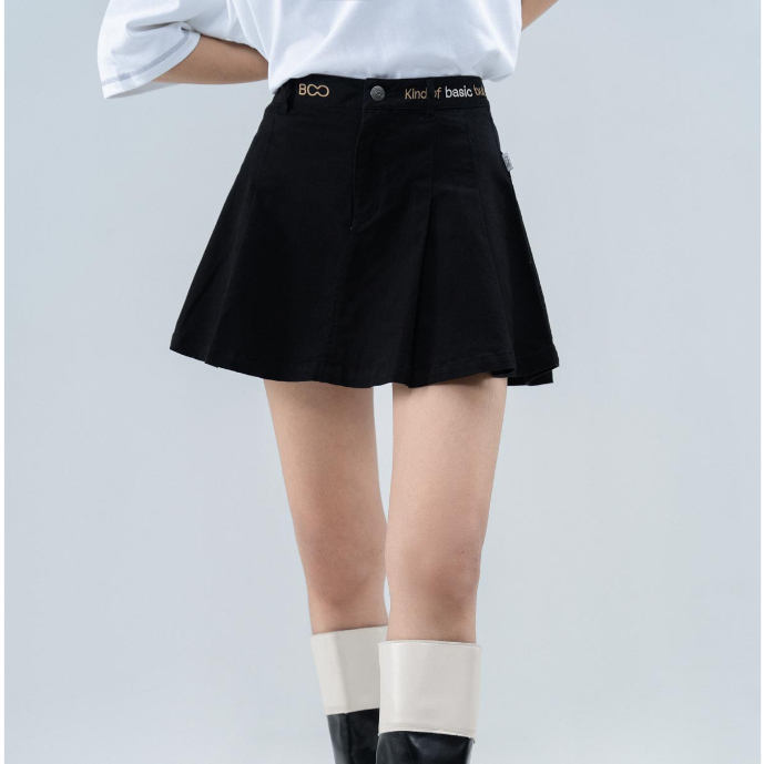 Chân Váy BOO Chất Khaki Mini Skirt Thêu MF Cool Entry