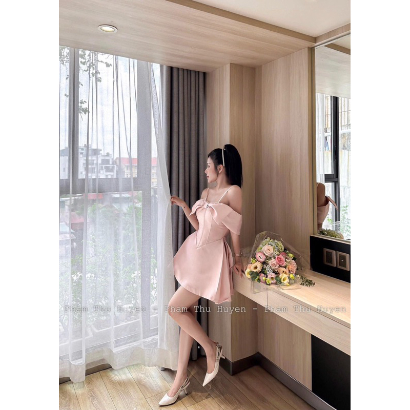 Váy trễ vai nơ bản to siêu xinh, 𝑵𝒂𝒓𝒊𝒔𝒕𝒂