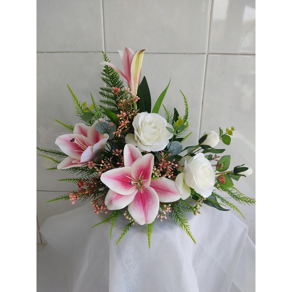 Bình Hoa Lụa Trang Trí Bàn Thờ Giống Thật 99%, Trang Trí Bàn Thờ Chúa, Bàn Thờ Gia Tiên- Nhiều Mẫu Lựa Chọn