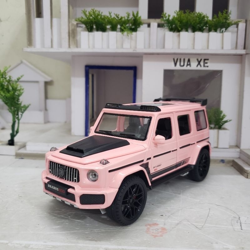Mô Hình Xe Mercedes-AMG G800 Brabus Tỉ Lệ 1:22 tặng biển VIP