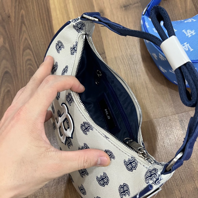 𝐊ẹ𝐩 𝐧á𝐜𝐡 𝐌𝐋𝐁 𝐌𝐨𝐧𝐨𝐠𝐫𝐚𝐦 𝐉𝐚𝐜𝐪𝐮𝐚𝐫𝐝 𝐛ả𝐧 𝐦ớ𝐢 𝟐𝟎𝟐𝟑 𝐬ẵ𝐧 𝐬𝐭𝐨𝐫𝐞