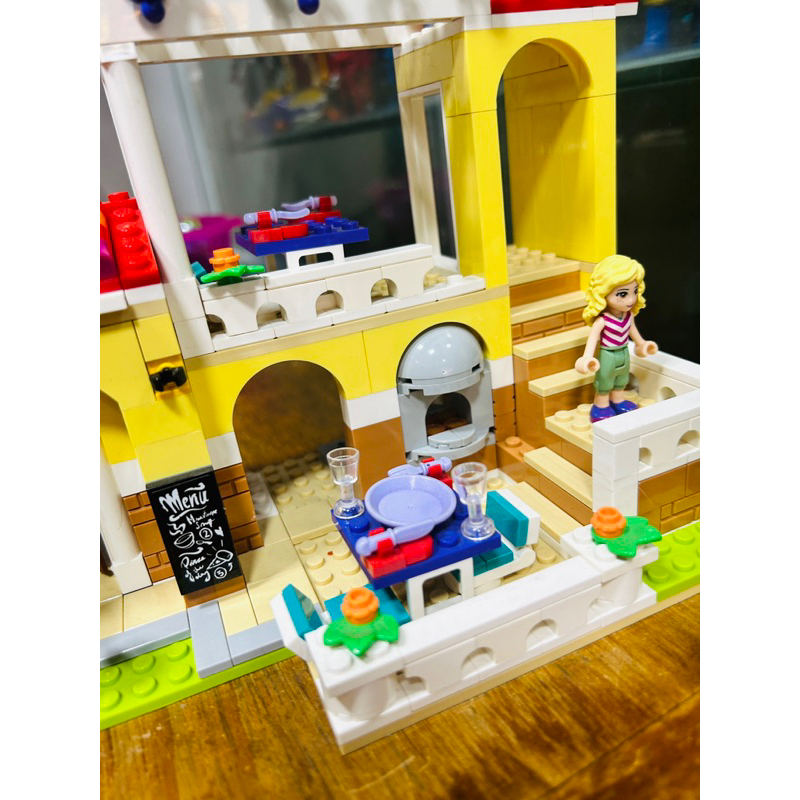 Mô hình lắp ráp LEGO 41379 Friends Heartlake City Restaurant