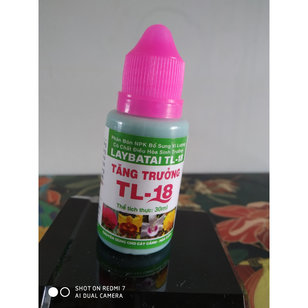 Phân bón NPK bổ sung vi lượng có chất điều hòa sinh trưởng LAYBATAI TL-18 - Chai 30 ml