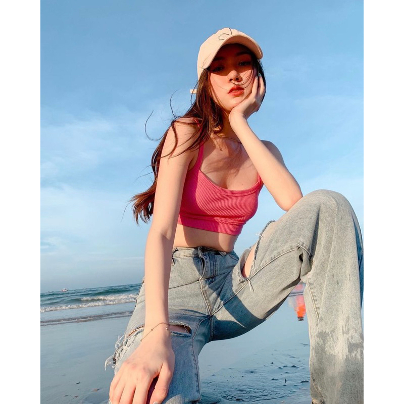 Quần Jeans Suông Xanh Nhạt Rách Đùi