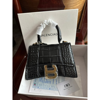 Túi xách nữ size 20cm chữ B đáy cong fullbox