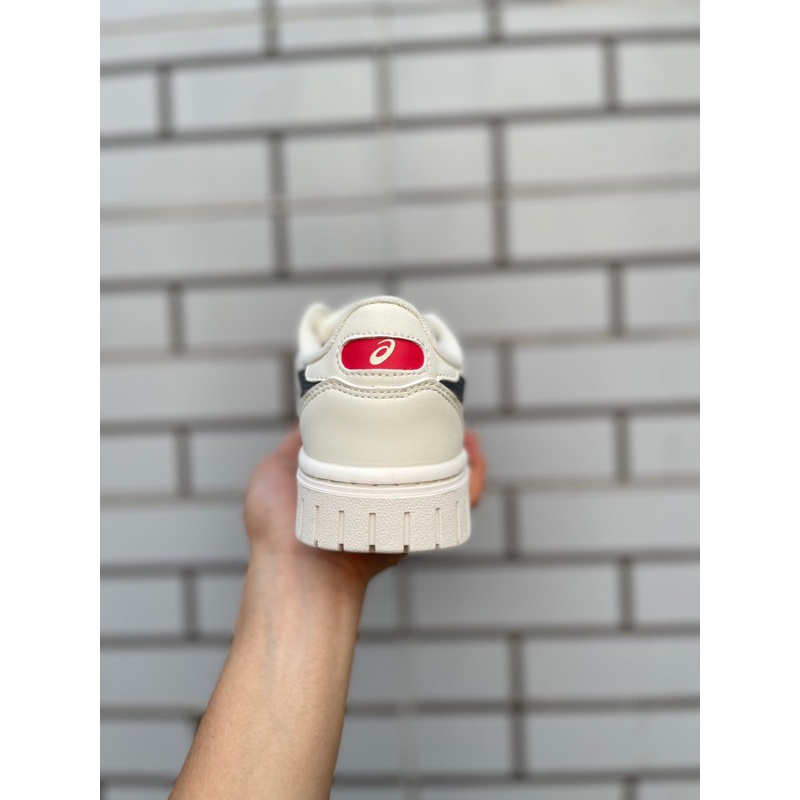 Giày thể thao ASICS COURT trắng sọc đen đỏ