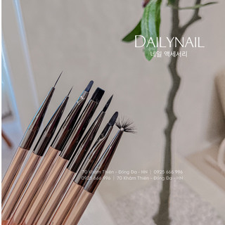 Cọ vẽ Gel 7 mẫu Daily cán nâu Cao cấp