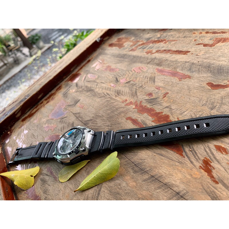 Đồng hồ nam casio AQW-100 dây nhựa