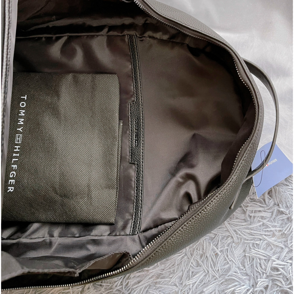 𝑻𝑶𝑴𝑴𝒀 𝑯𝑰𝑳𝑭𝑰𝑮𝑬𝑹 - 𝑻𝑯 𝑪𝒆𝒏𝒕𝒓𝒂𝒍 𝑩𝒂𝒄𝒌𝒑𝒂𝒄𝒌