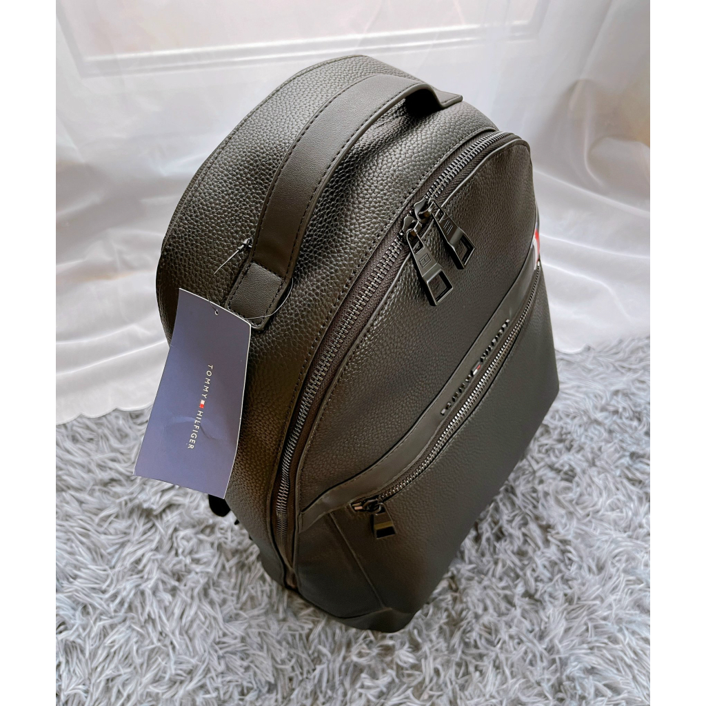 𝑻𝑶𝑴𝑴𝒀 𝑯𝑰𝑳𝑭𝑰𝑮𝑬𝑹 - 𝑻𝑯 𝑪𝒆𝒏𝒕𝒓𝒂𝒍 𝑩𝒂𝒄𝒌𝒑𝒂𝒄𝒌