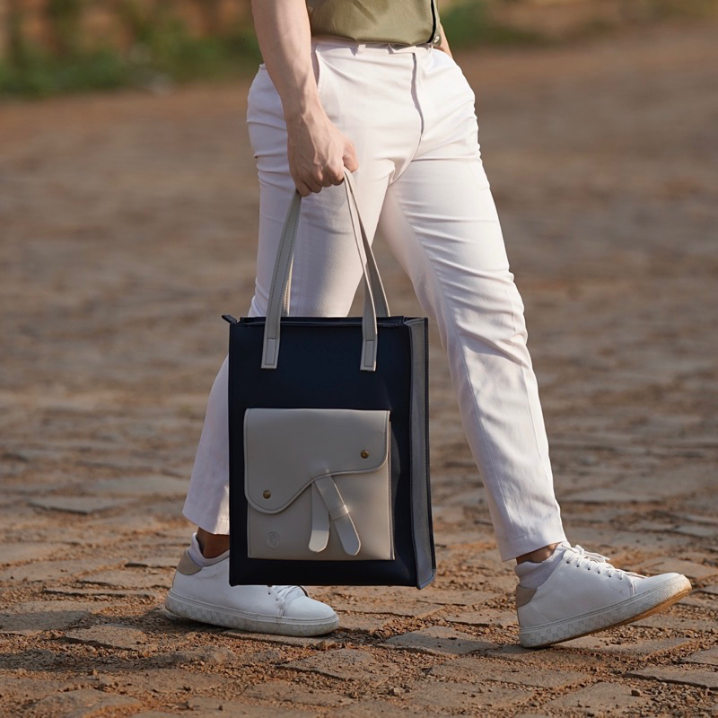 Túi da KHÔISTORE | Horse Saddle_Túi tote balo đeo chéo đa năng_Túi thiết kế_Hàng thủ công_Túi laptop_Màu navy phối xám