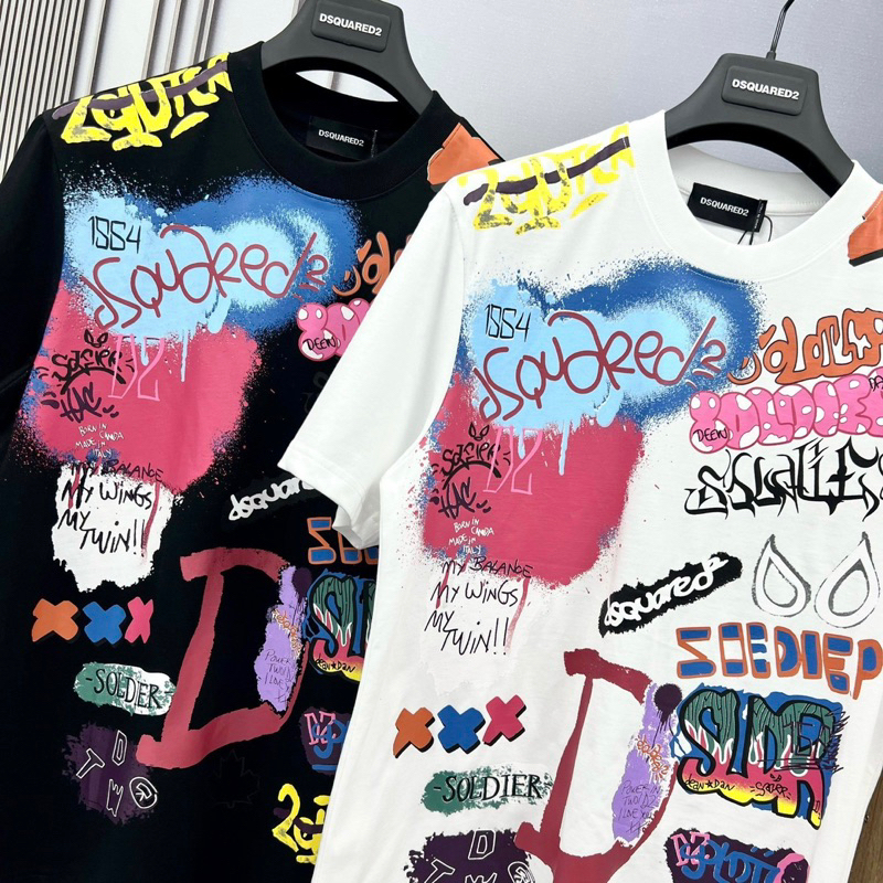 Áo Thun Nam Nữ In Chữ Dsq2 Hoạ Tiết Graffiti 7 Màu Hai Mặt Cổ Bo . Áo Thun Dành Cho CÁc Boy Phố Đi Chơi Cháy Phố