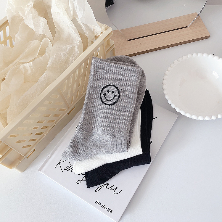 Vớ Smile vintage cổ cao