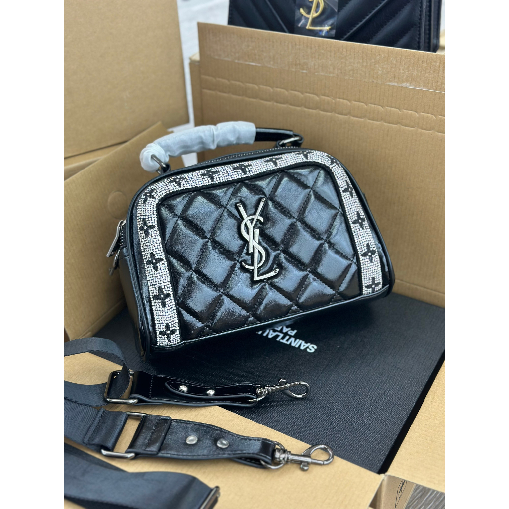 Túi Xách đeo chéo mẫu mới về hàng Size 23cm