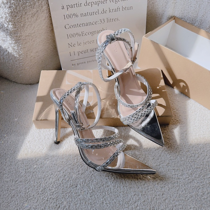 Gót Mũi Nhọn Đá Dây Gài Lâp Lấp G1130