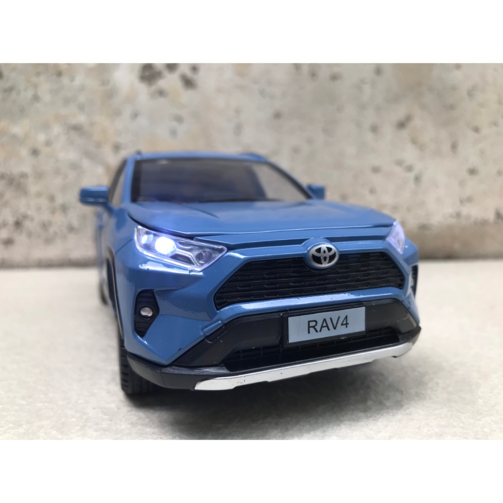 Mô hình xe TOYOTA RAV4 2024 1:24