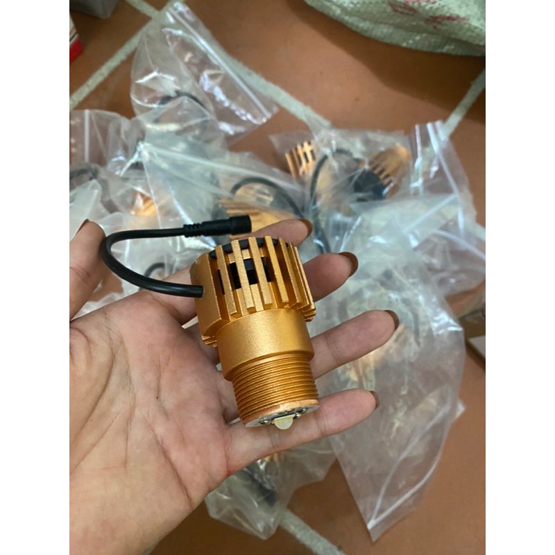 Led 3 màu ánh sáng dùng thay thế cho đèn P160