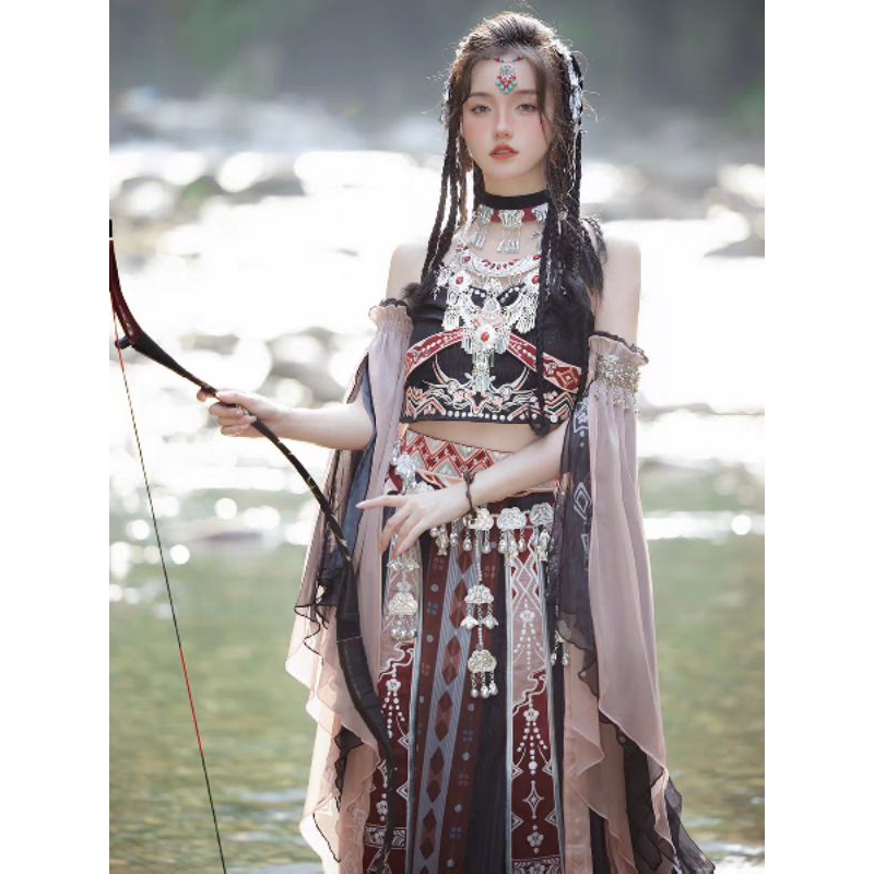 Trang phục Miêu Cương, Dị Vực