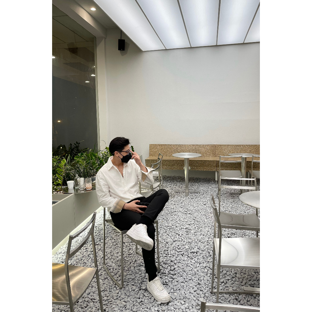 Sơmi caro nâu kem đứng form