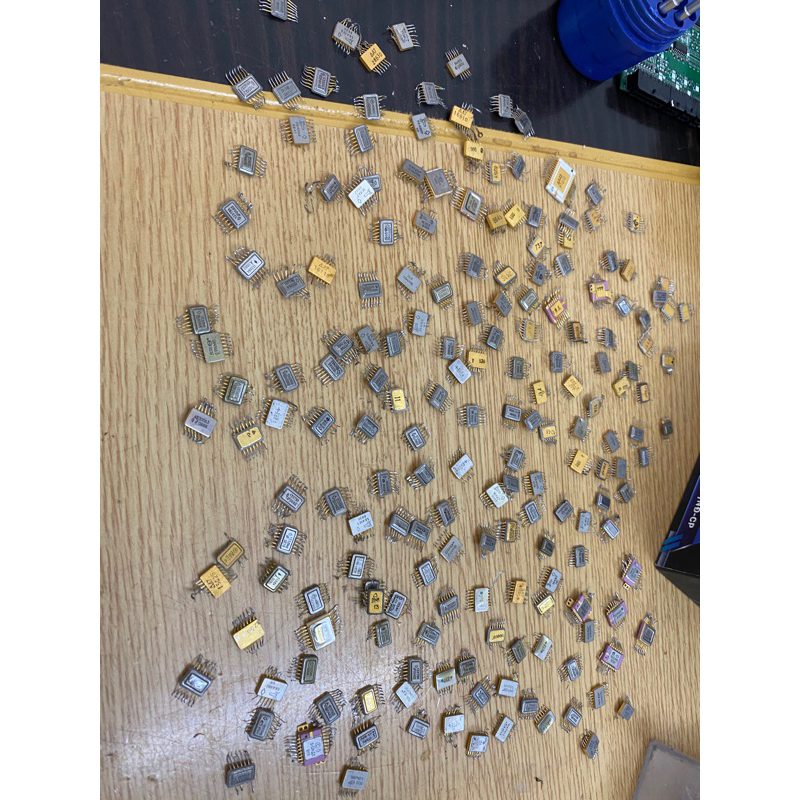 IC Liên Xô hàng độc, lạ