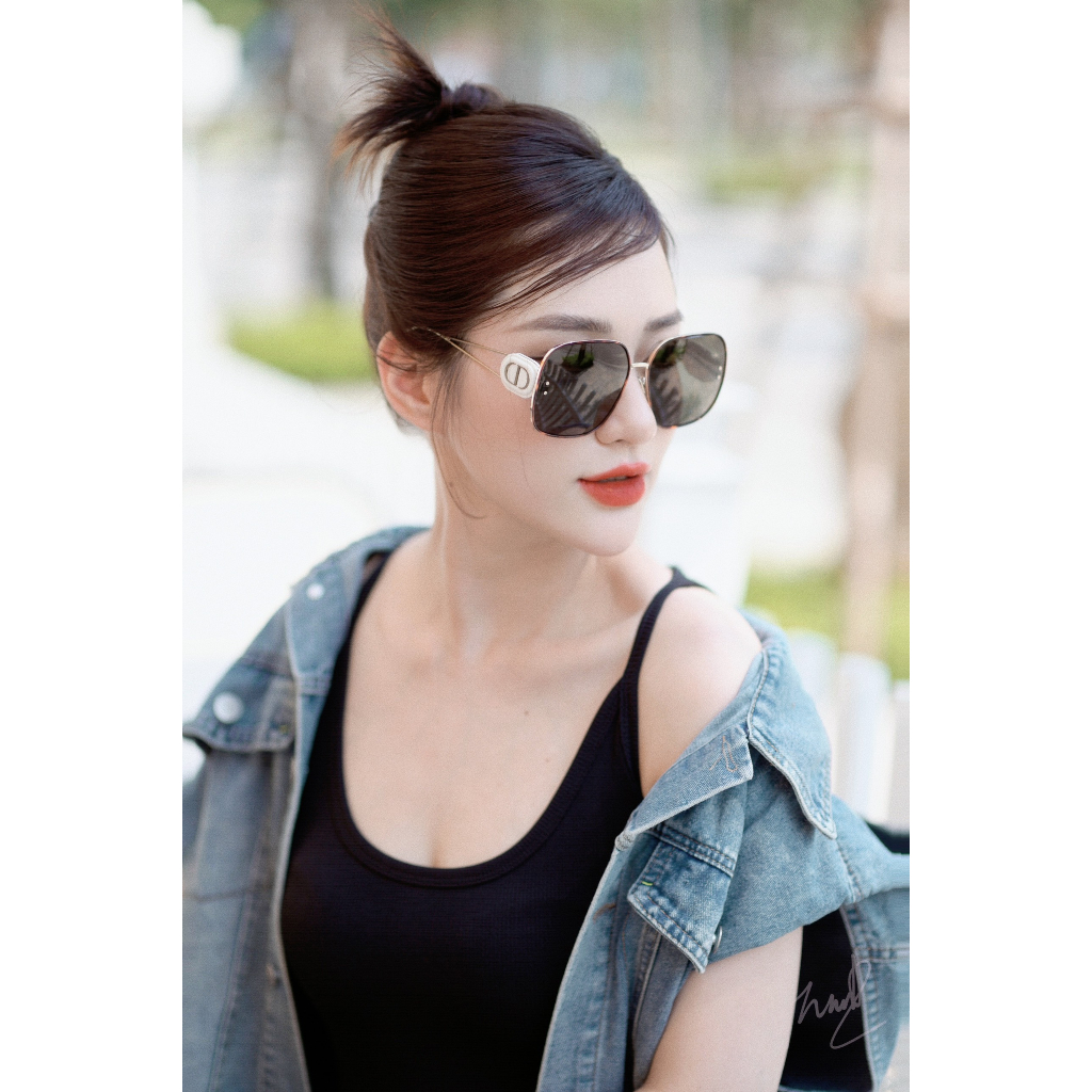 Kính mát nữ chính hãng Dior DIORBOBBY S1U - Lens green - Kích thước 64/16/145