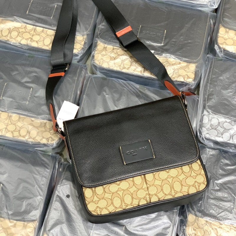 Túi chéo Coach nam