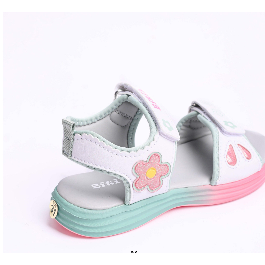 Sandal bé gái