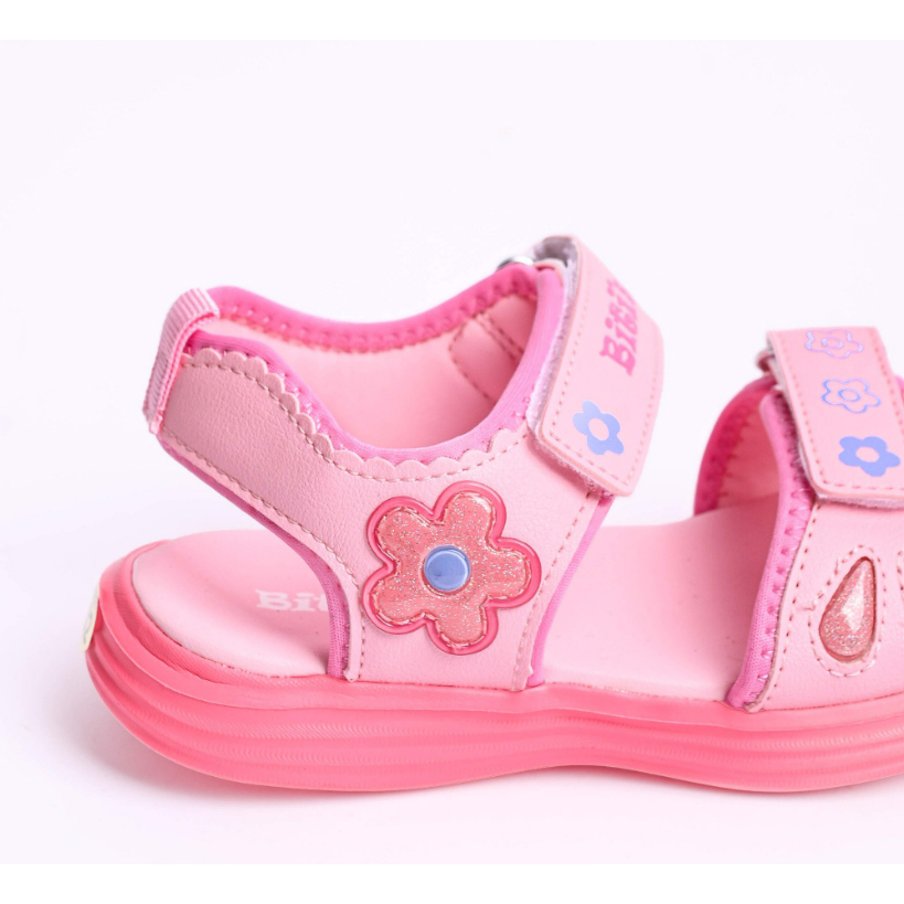 Sandal bé gái