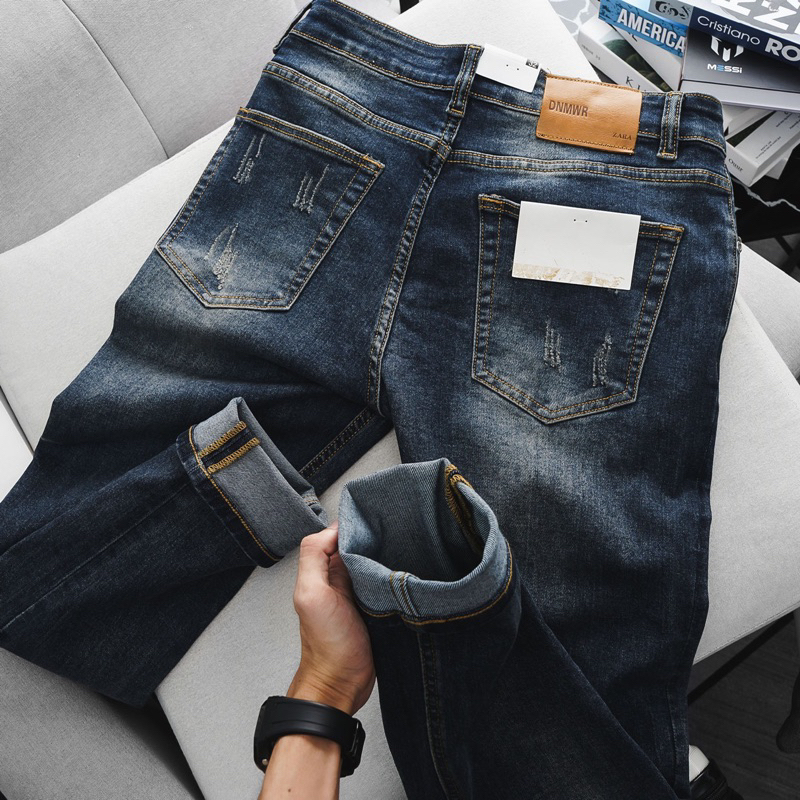 Quần jean nam ống ôm nhẹ co giãn màu xanh trơn slimfit VNXK xịn