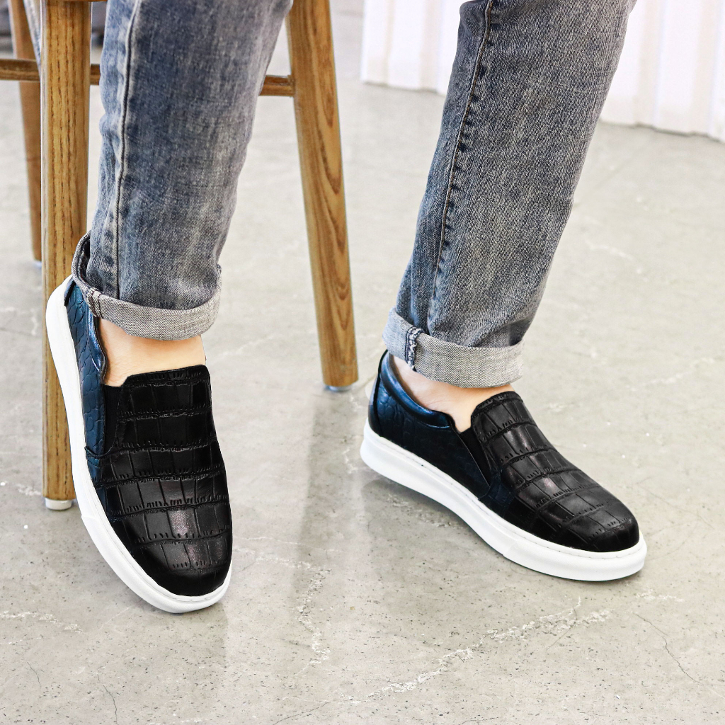 Giày Slipon Nam Giày Lười nam Da Bò đẹp Xoăn Shop D09 màu Đen