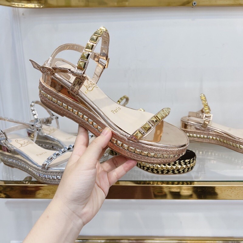 Sandal xuồng  viền cói tán đinh lou•bou•tin super fullbox