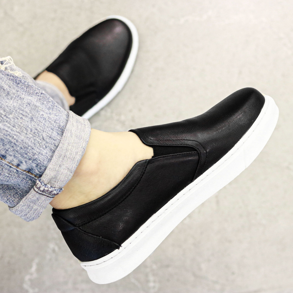 Giày Slipon Nam Giày Lười nam Da Bò đẹp Xoăn Shop D013 Đen Nhám