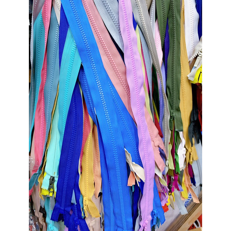 1 sợi Dây kéo áo khoác 40cm răng phao Hkk.