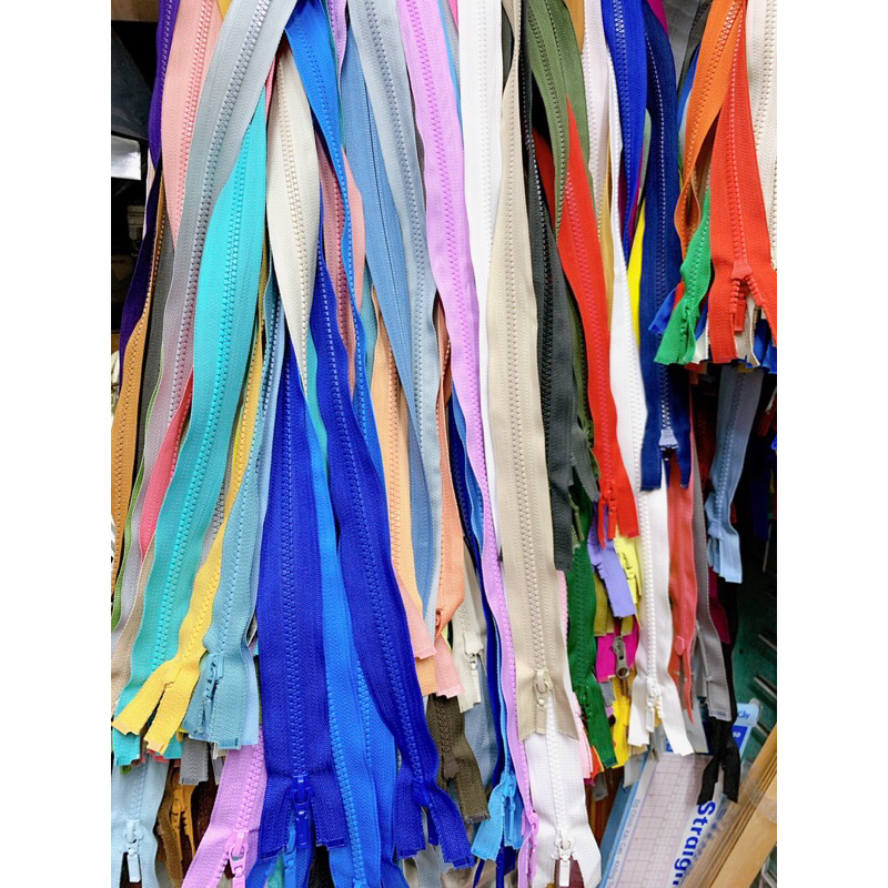 1 sợi Dây kéo áo khoác 40cm răng phao Hkk.