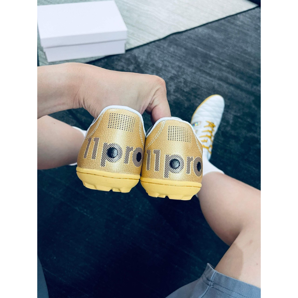 Giày Đá Bóng tony kroos 11 pro  bản đế cao su cao cấp Giày Đá Banh Sân Cỏ Nhân Tạo