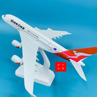 Mô hình máy bay kim loại qantas airlines 18cm kèm đế trưng bày